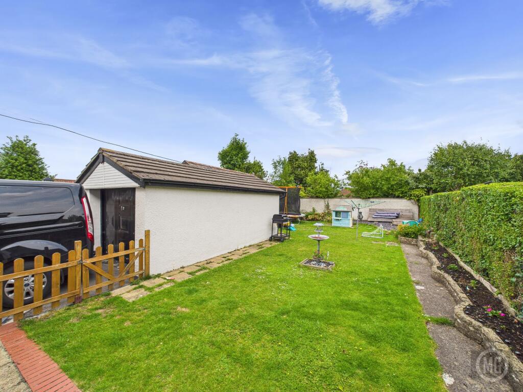 Garden &amp; Garage