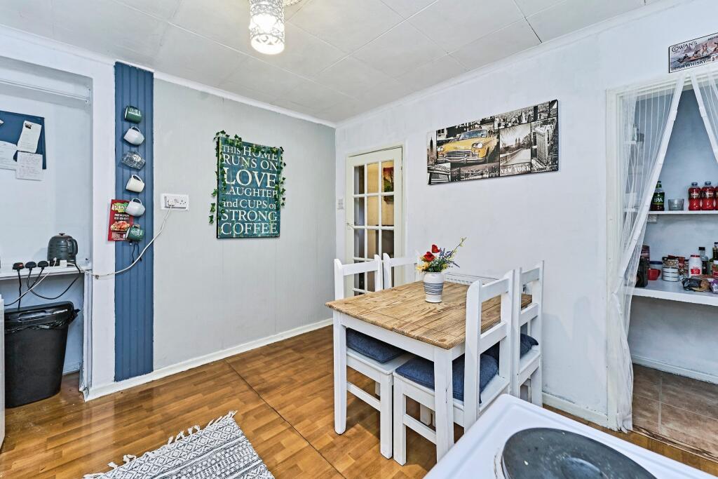 Kitchen/Dining Room