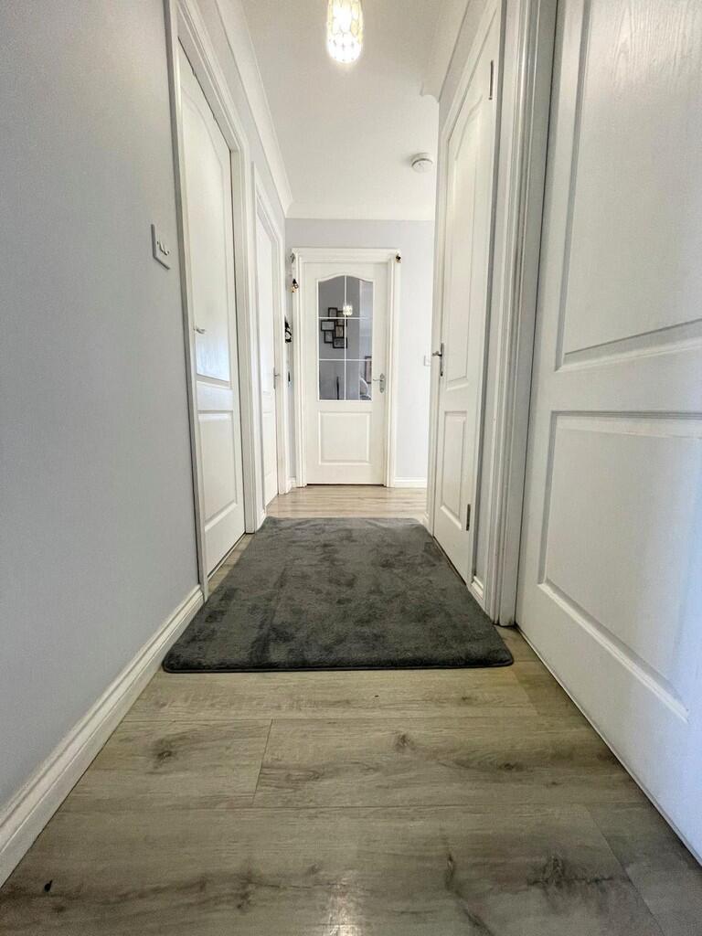 IMG-20250401-WA00...