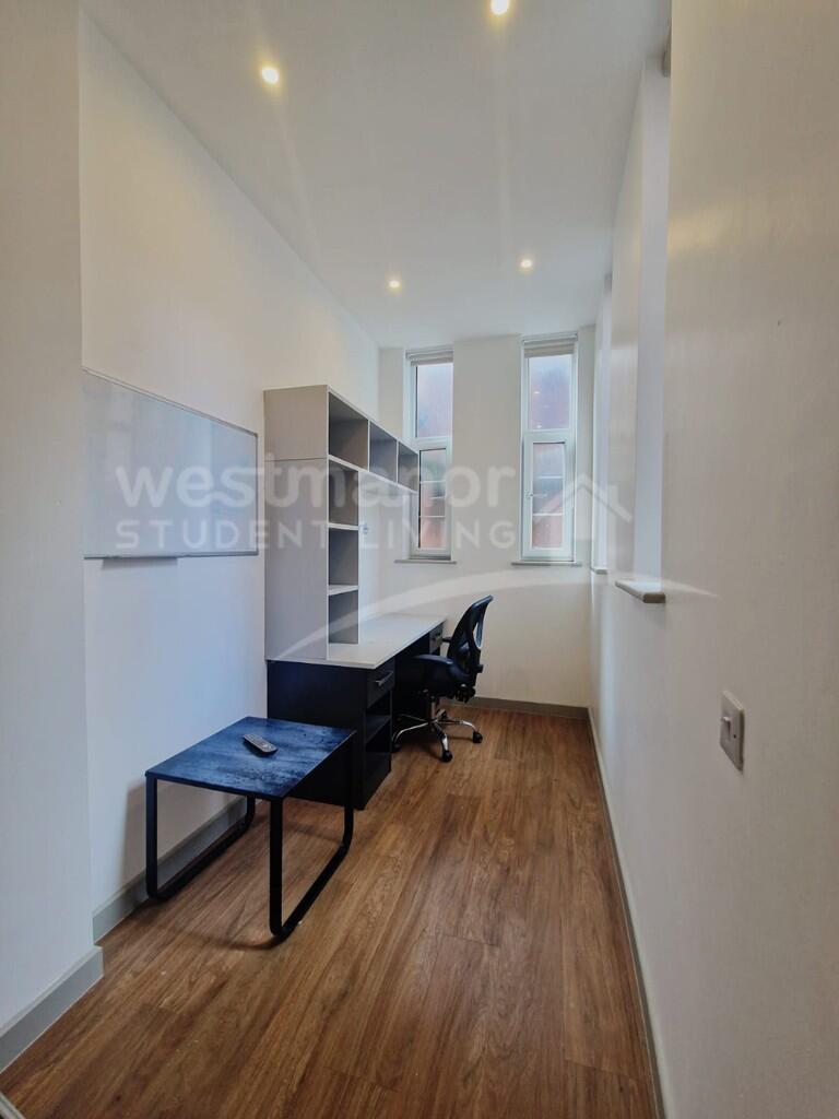 FLAT 40