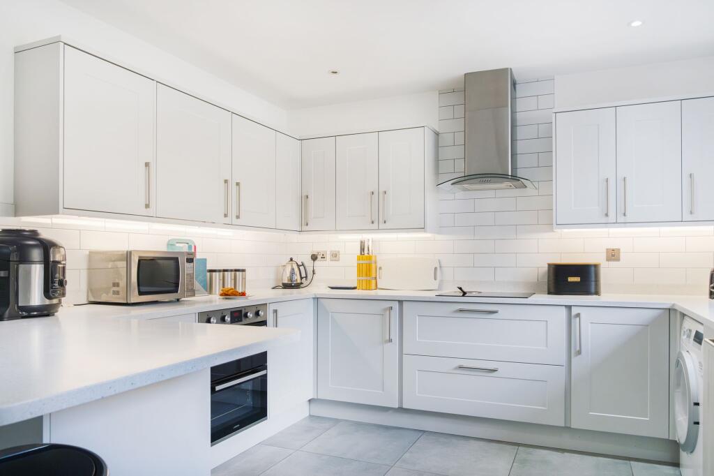 Newly fitted family kitchen