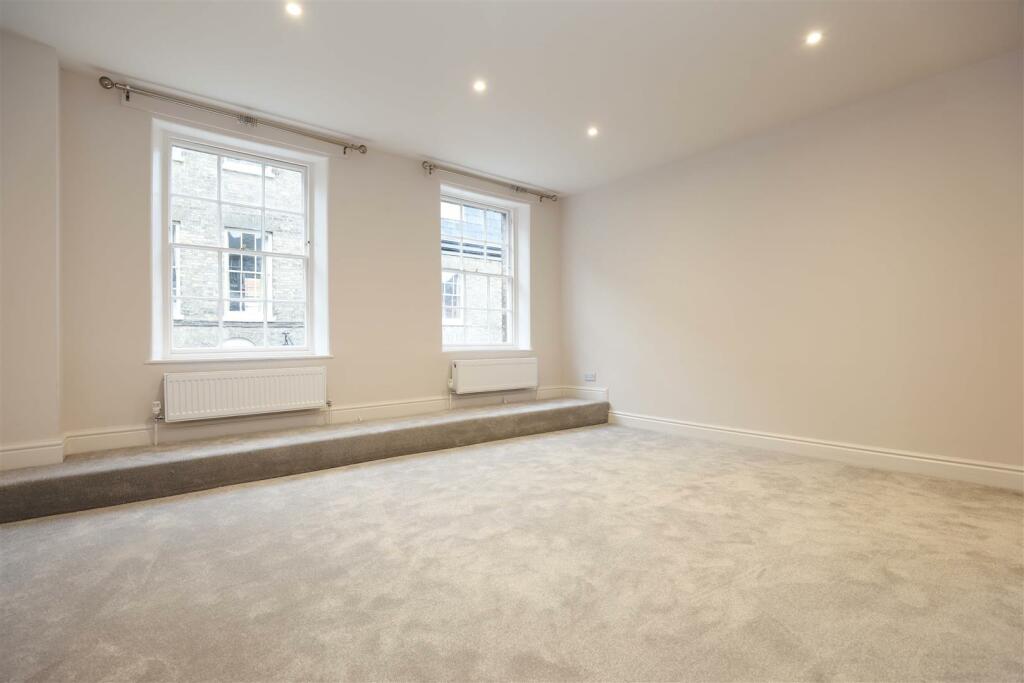 8 Guildhall Street [Bedroom Two].jpg