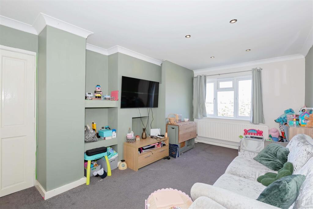 For Sale by Aspire Residential | Limbrick Lane