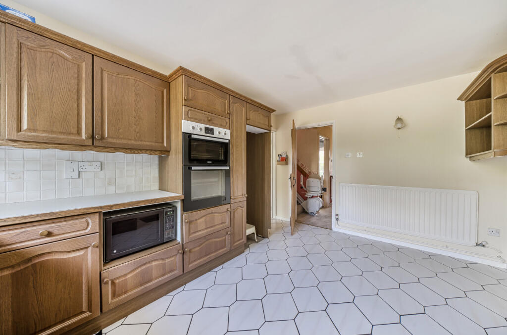 1345078-8-68b05e7...