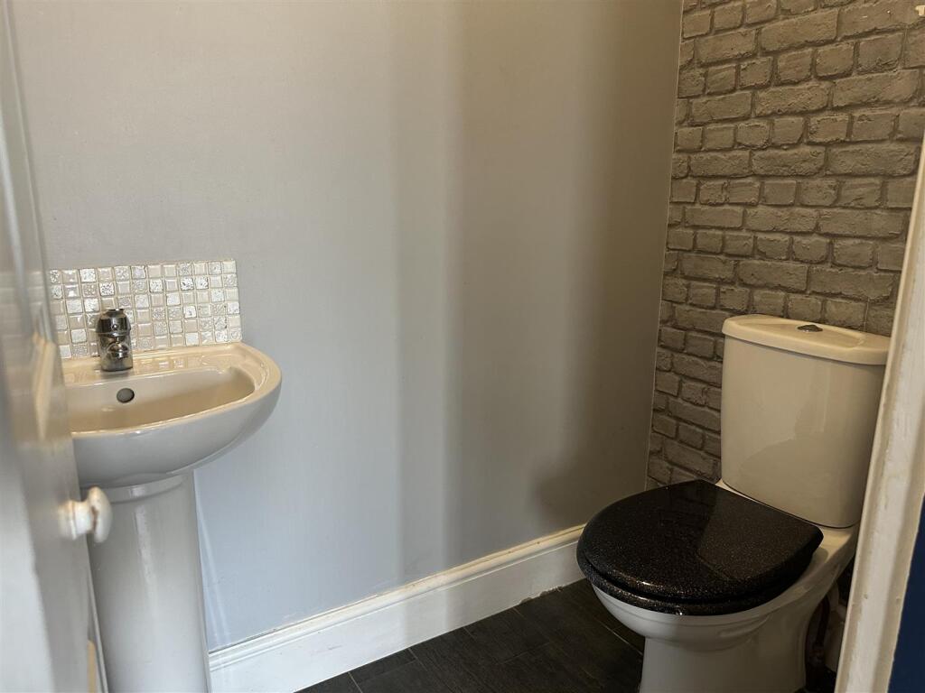 Ground Floor W.C
