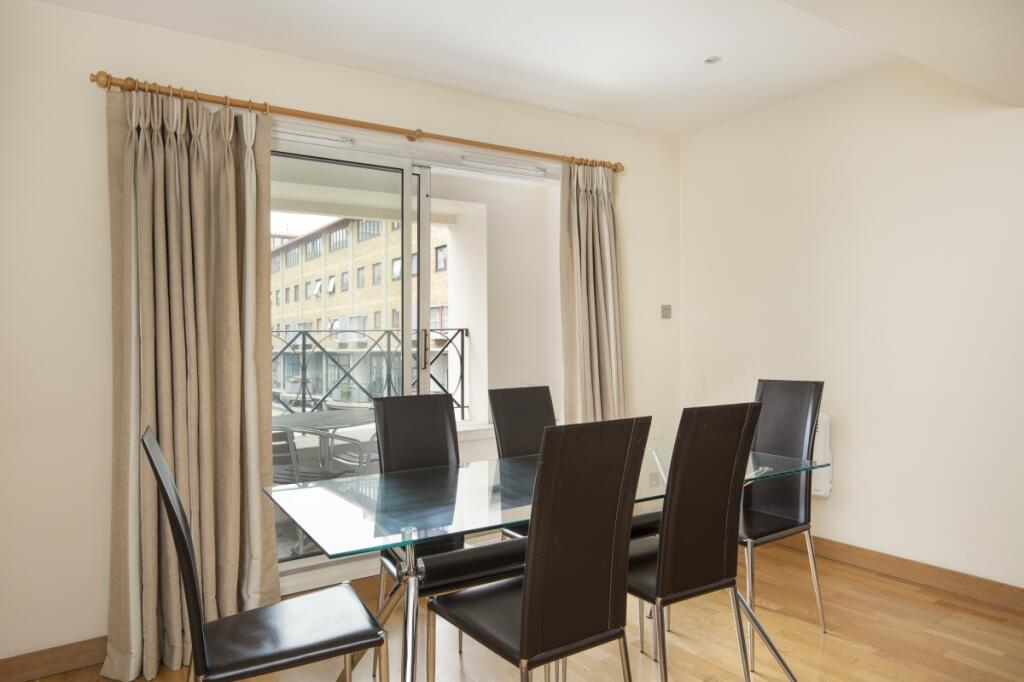 Eagle Wharf 19 - din