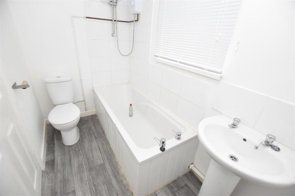 Ground Floor Bathroom.JPG