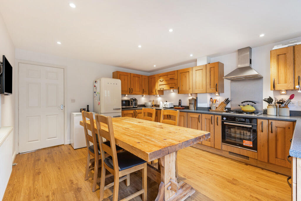 Kitchen 2