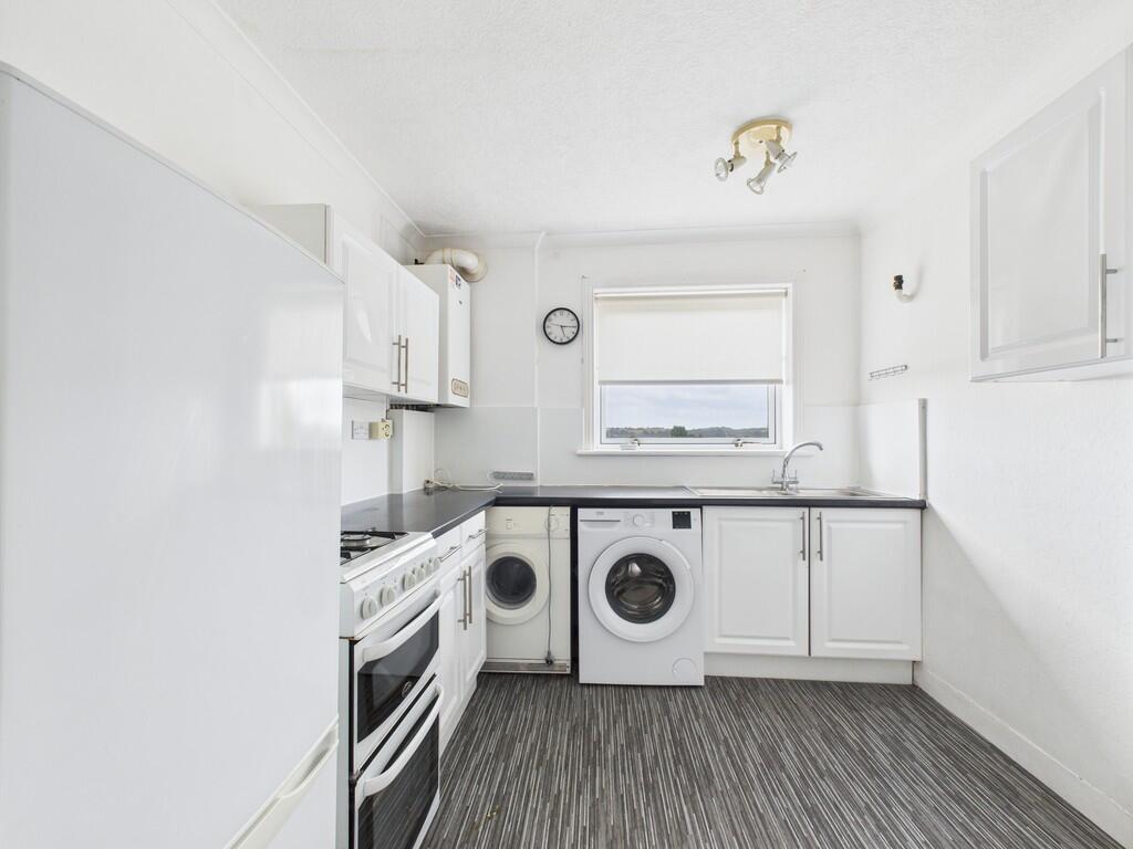 CAM05526G0-PR0015...