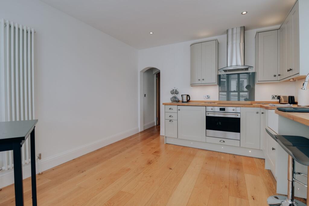 Kitchen/dining area #2