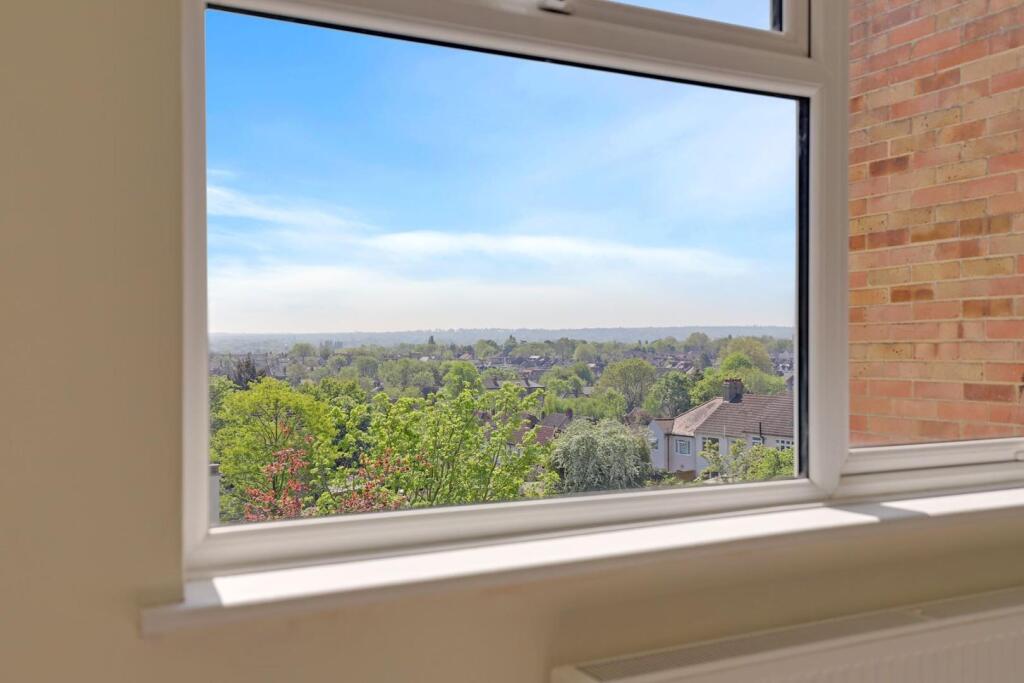 09-7e23JHPropWpen - 8 Benwick Court -25-medium.JPG