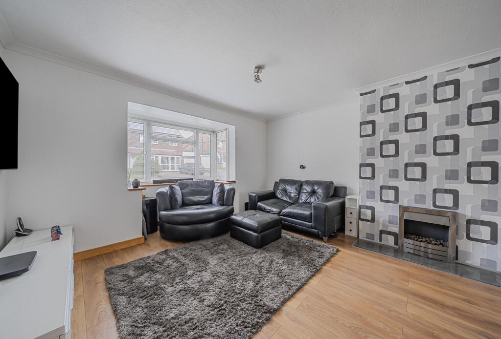 1359926-8-68d6c84...