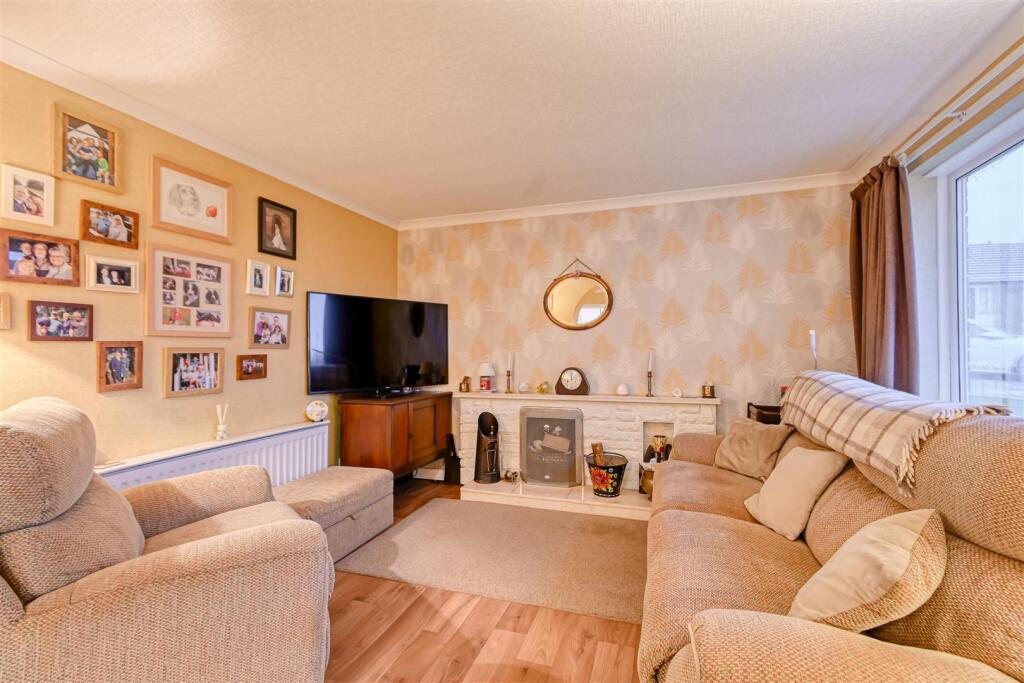 2 Grasmere Drive-17.jpg