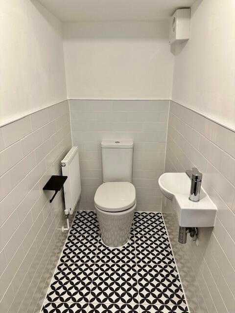 Cloakroom/wc