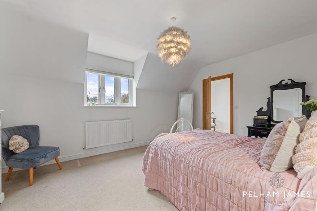Bedroom 2 - Clipsham House, Deeping St James