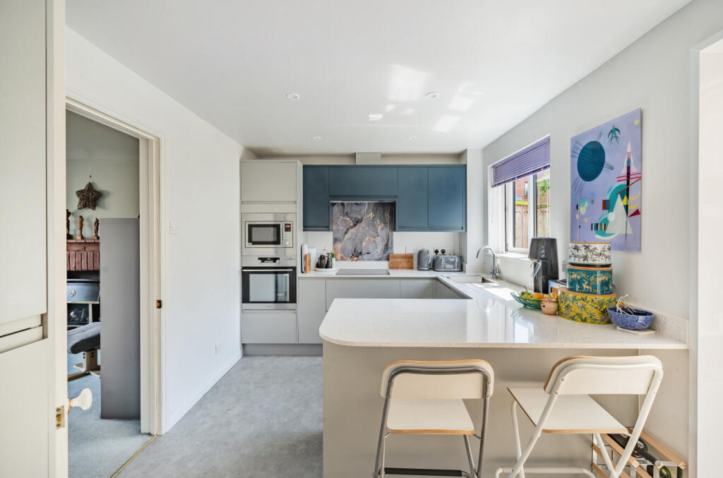 1320524-17-686fcb...