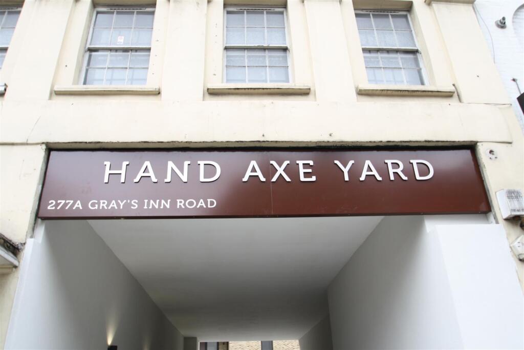 GRAYS INN ROAD ENTRANCE