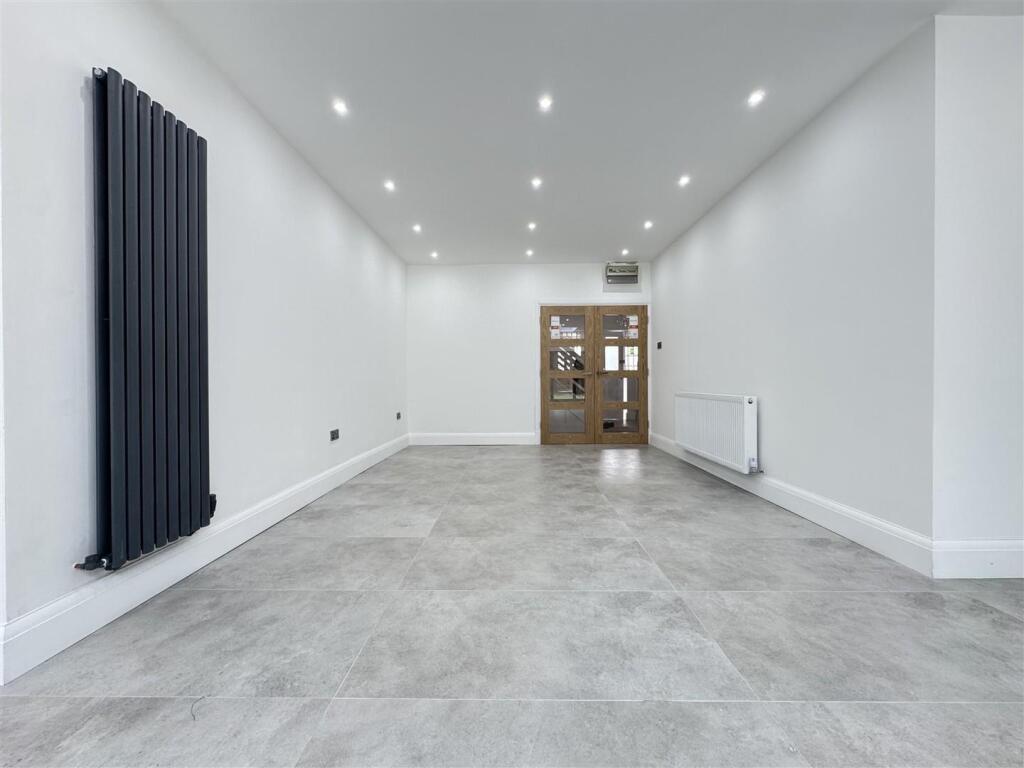 IMG_8795 (Large).JPG