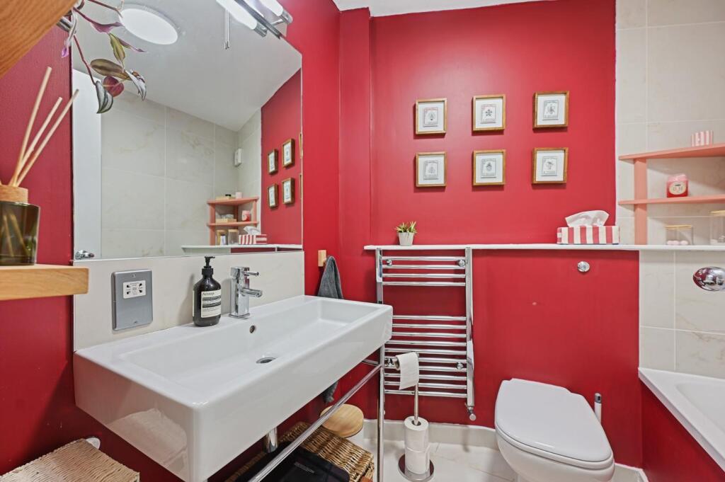 FBL - Wendell Road - Bathroom3 (1).jpg