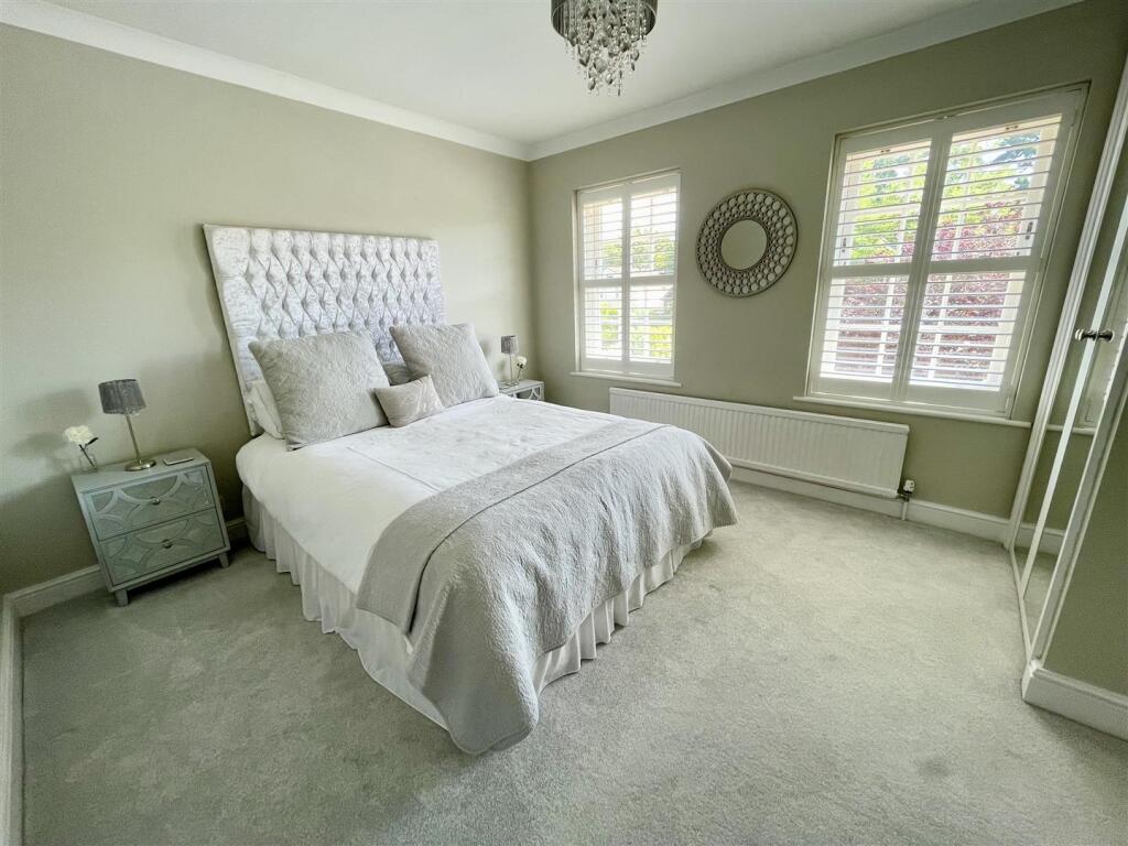 12. bed3.jpg