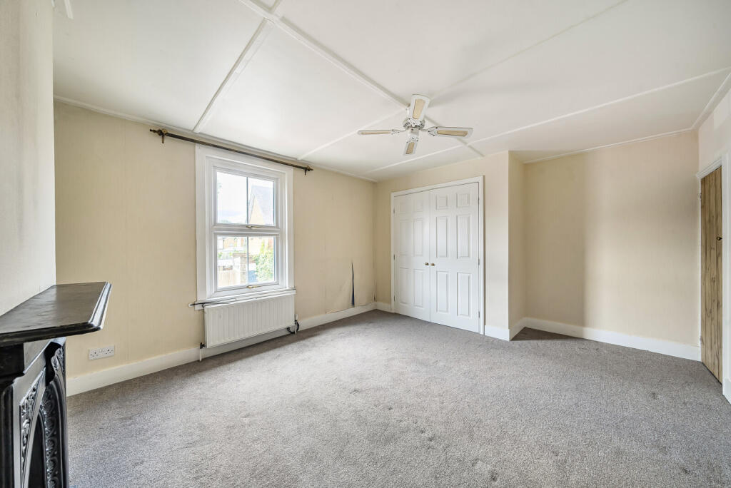 1303192-5-6842d5b...