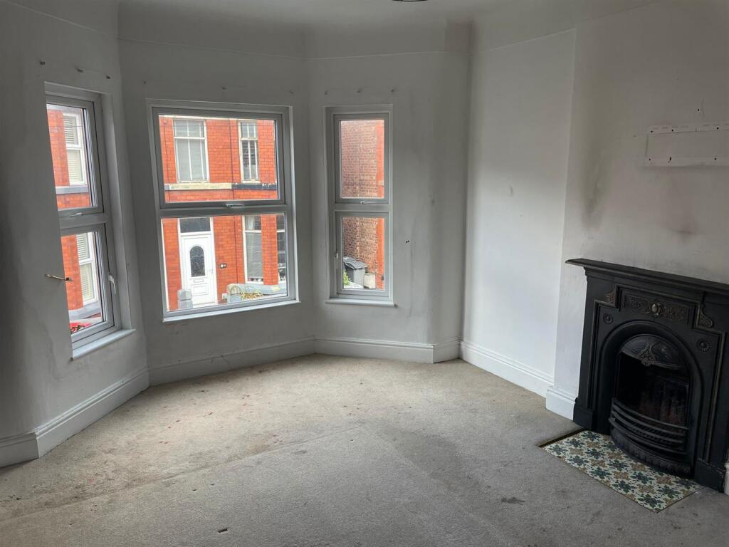 WhatsApp Image 2025-08-29 at 12.15.03_fa15cafe.jpg