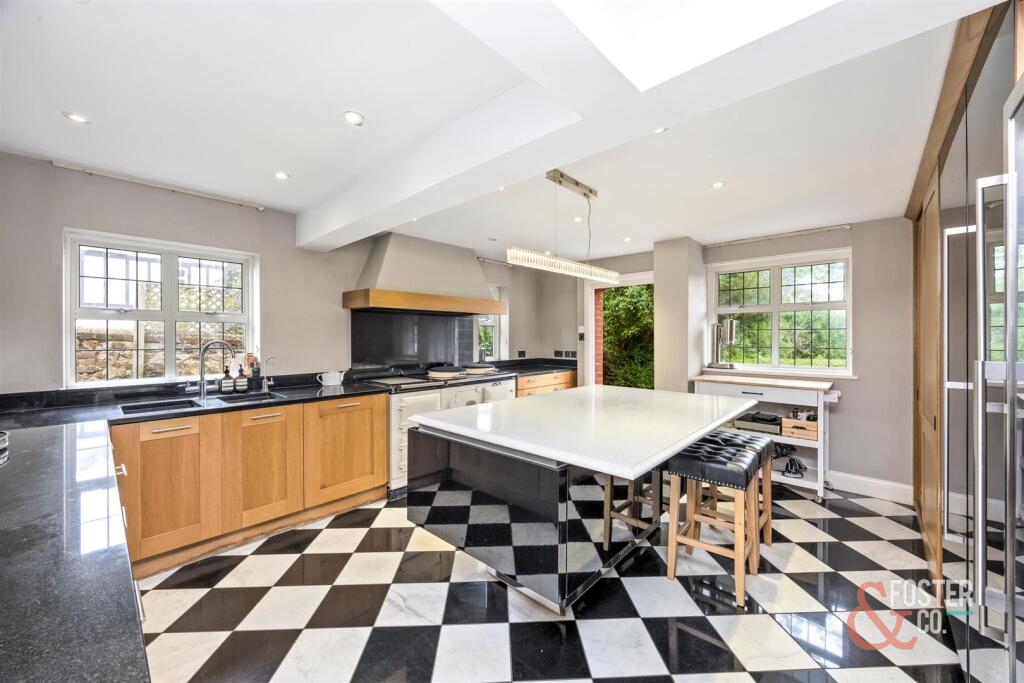 Dyke Road Avenue, 32_037.JPG