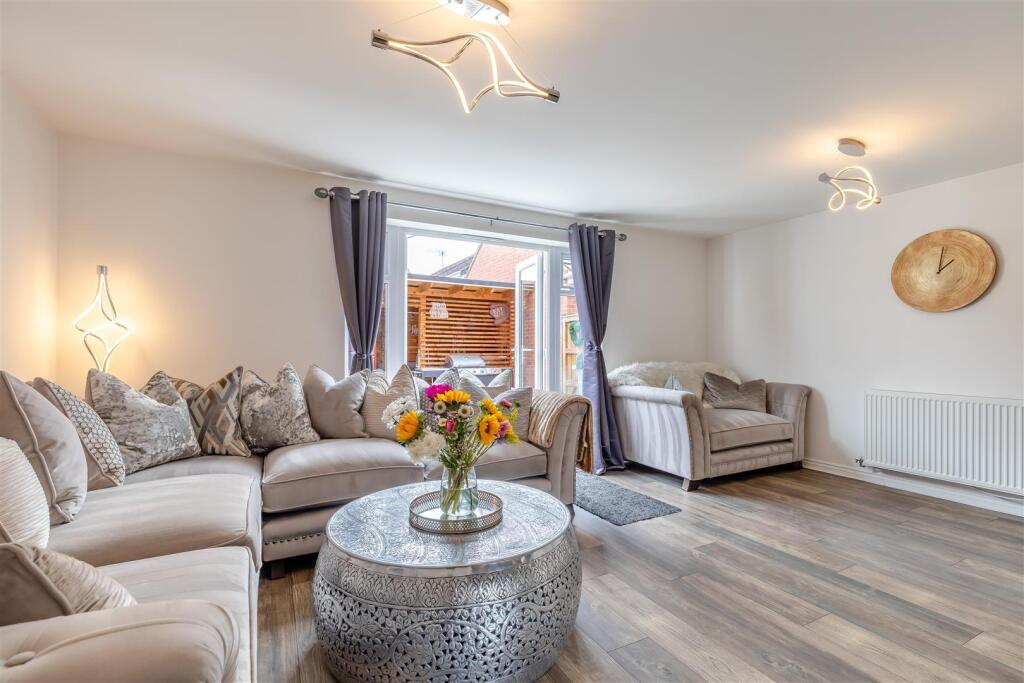 8658495-interior33.jpg