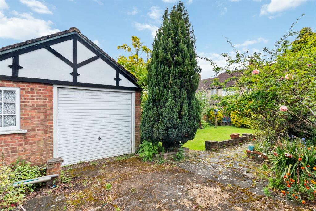 Salcombe Drive