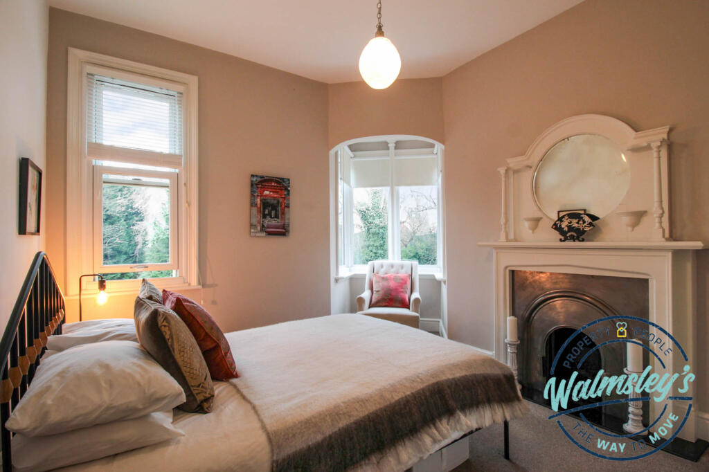 Bedroom one with Oriel window
