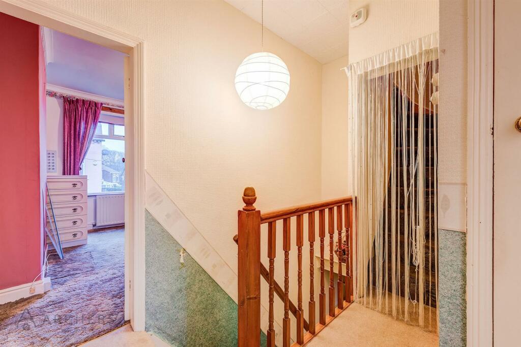35VernonTerrace(Interior)(7of19).jpg