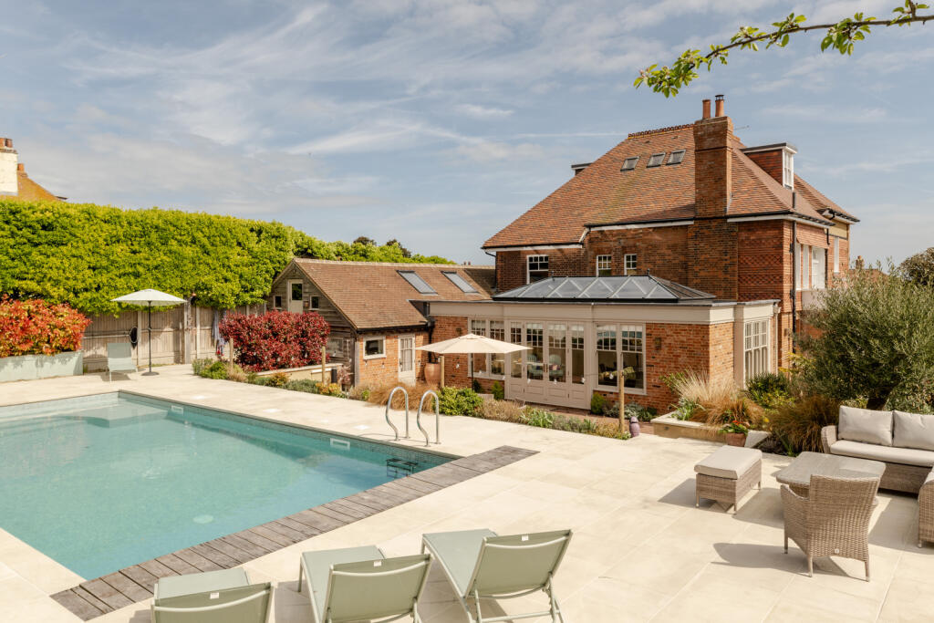 278136 - 20250414-FORDYCE_BROADSTAIRS-57_HI_RES...