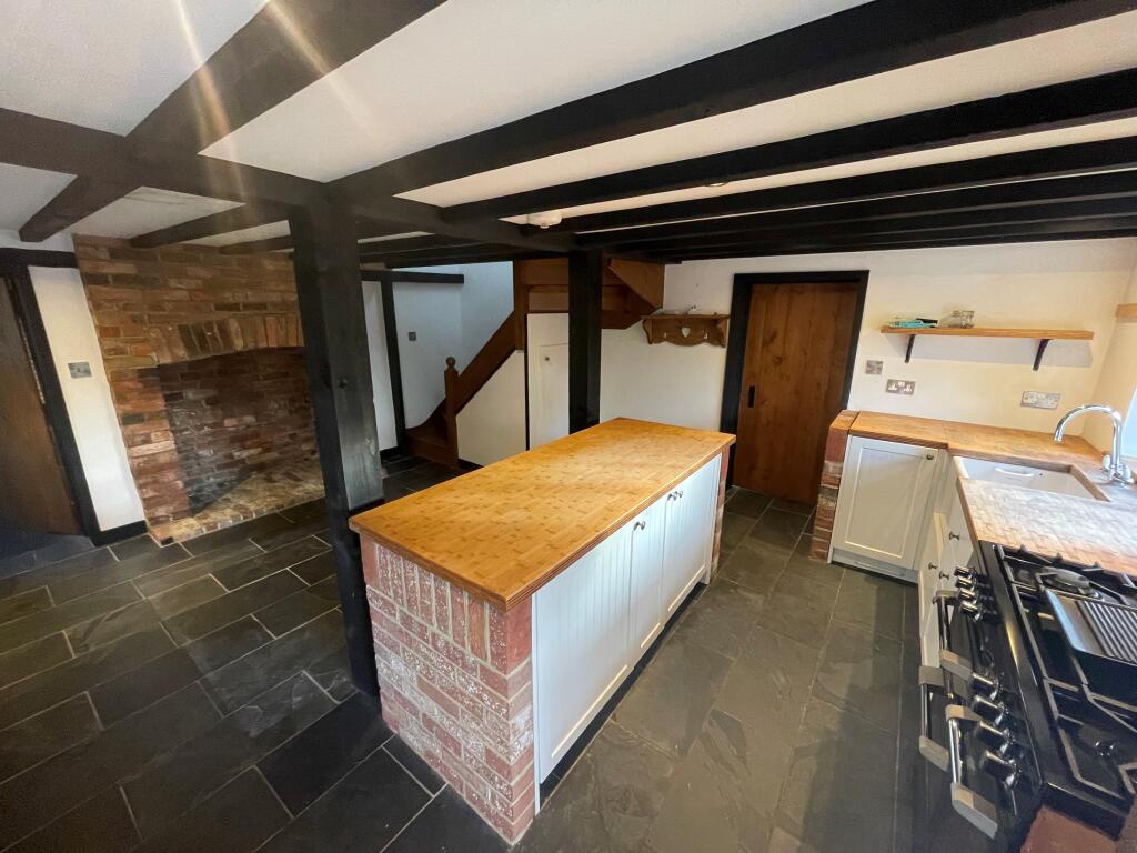 Kitchen / Dining Room