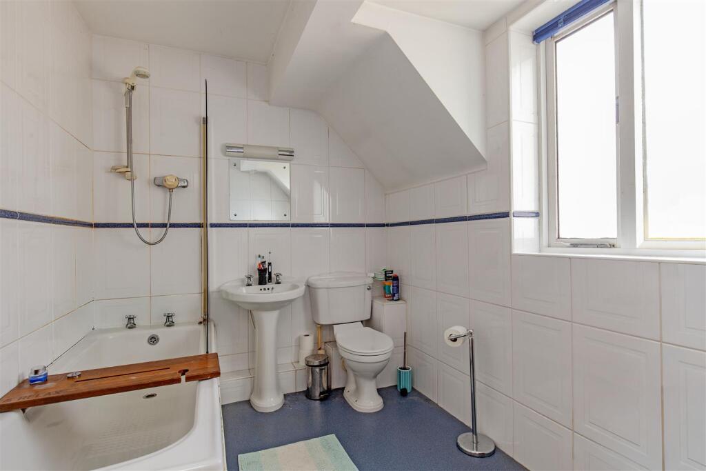 Bathroom-1.jpg