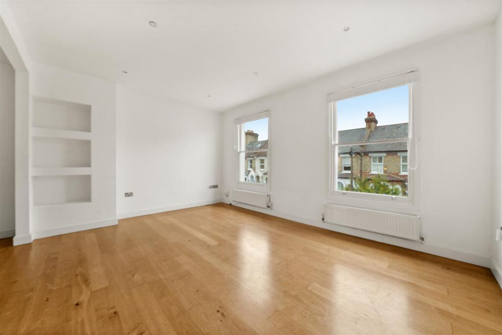 Flat 1-2, 88 Elm Park - OEqJZMVnIh2b9vimL7GH - Cop