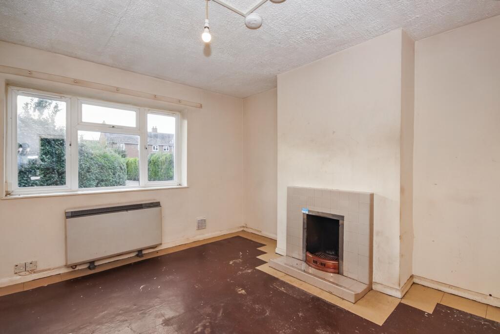 13 Pingle Bank, Holme, Peterborough, Cambridgeshire, PE7 3PJ