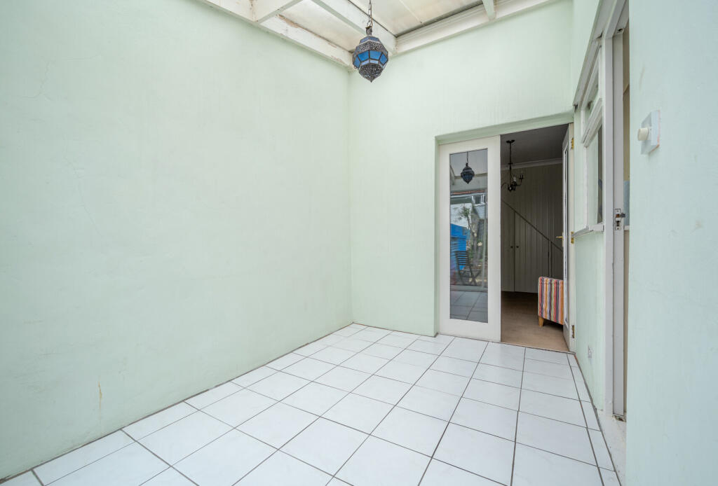 1311026-8-68552bb...