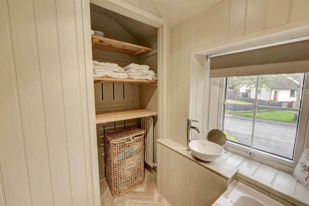 Bedroom Two Ensuite