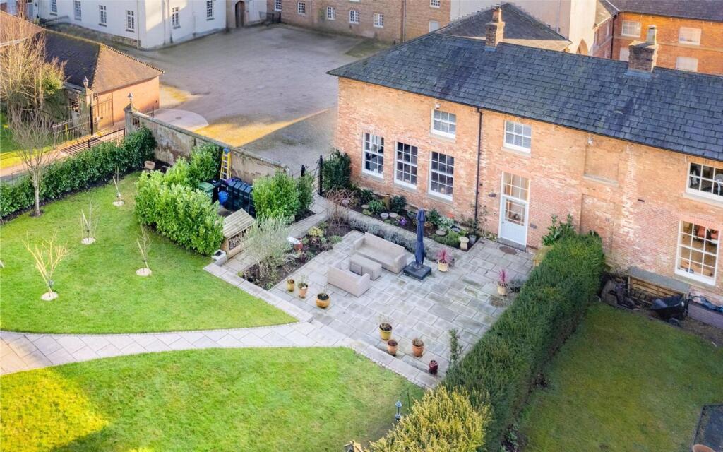 1 Apley Park Mews