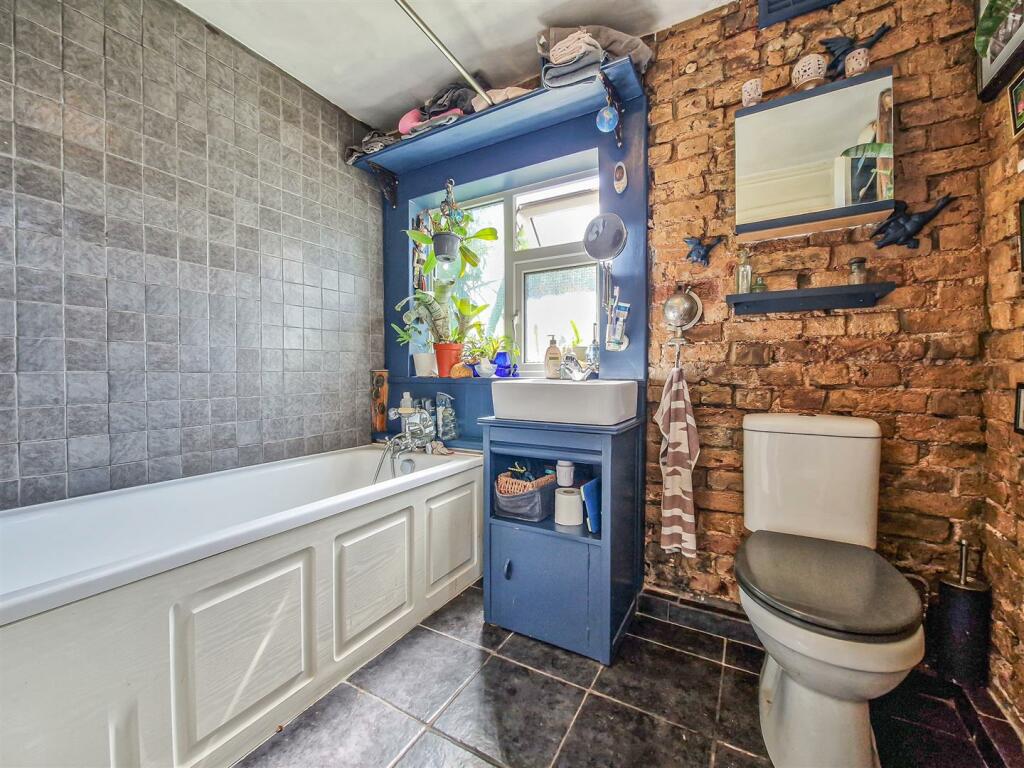 bathroom-w.c
