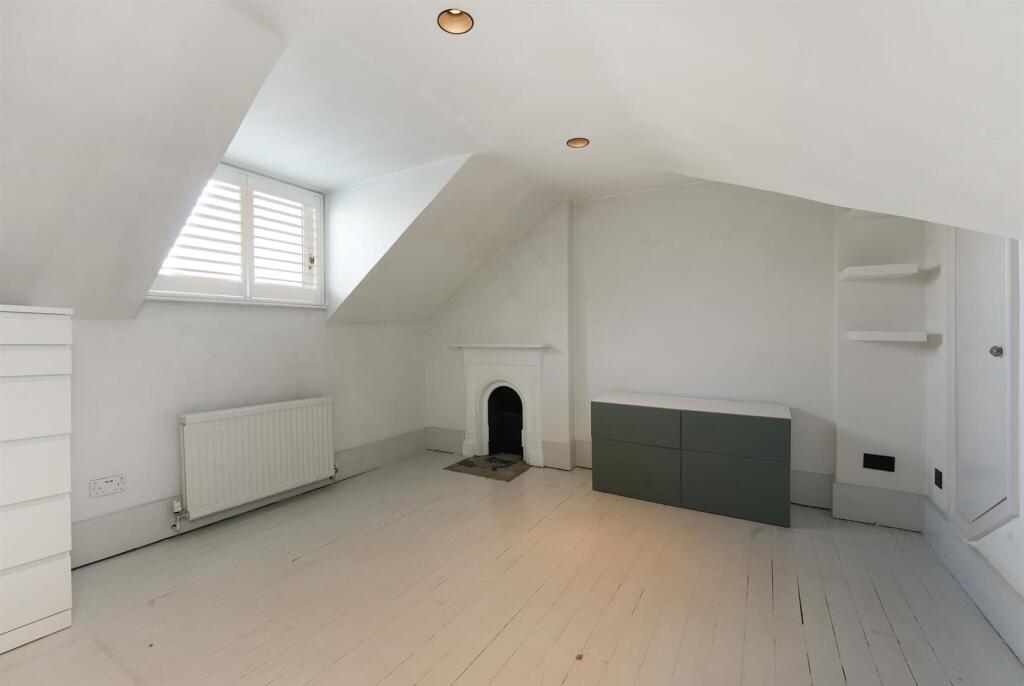 86117_Upper-Maisonette-23-Wandsworth-Bridge-Road (