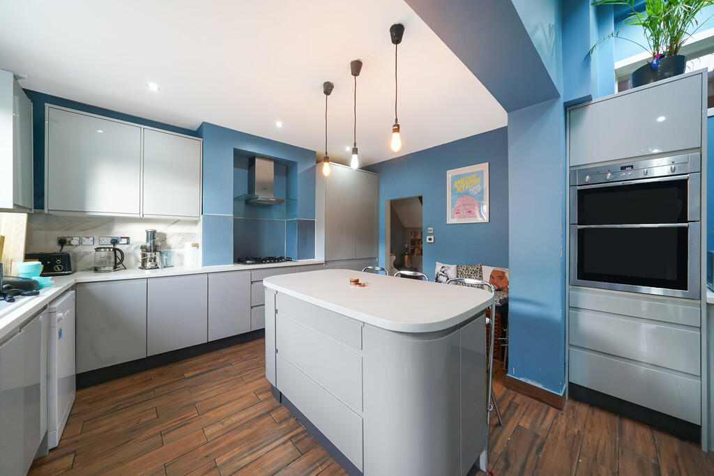 33 Pattenden Road...