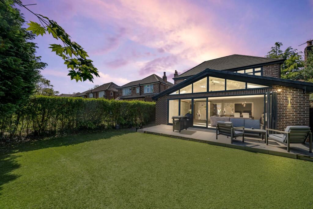 Garden-back-view-of-house dusk