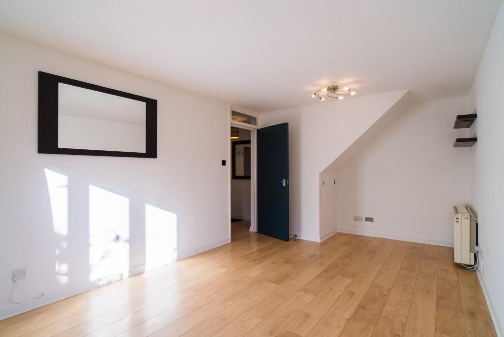 AD_07214.jpg