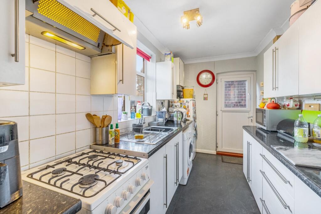 2 Sunningdale Drive (Boston)-18