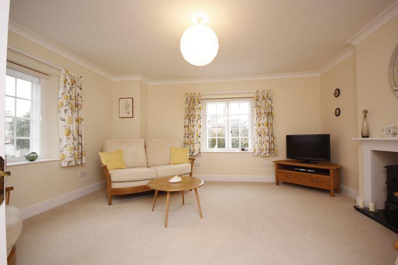 Double aspect sitting room