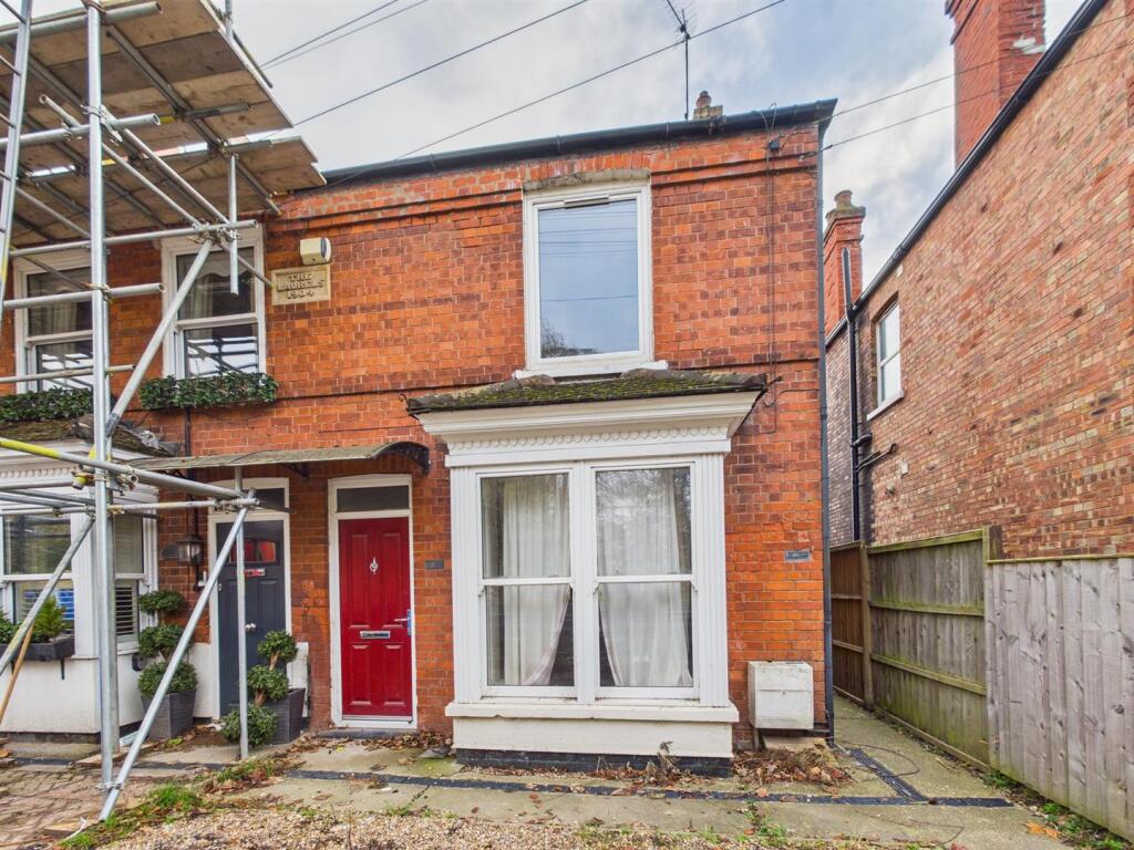 174 London Road Photos (8).jpg