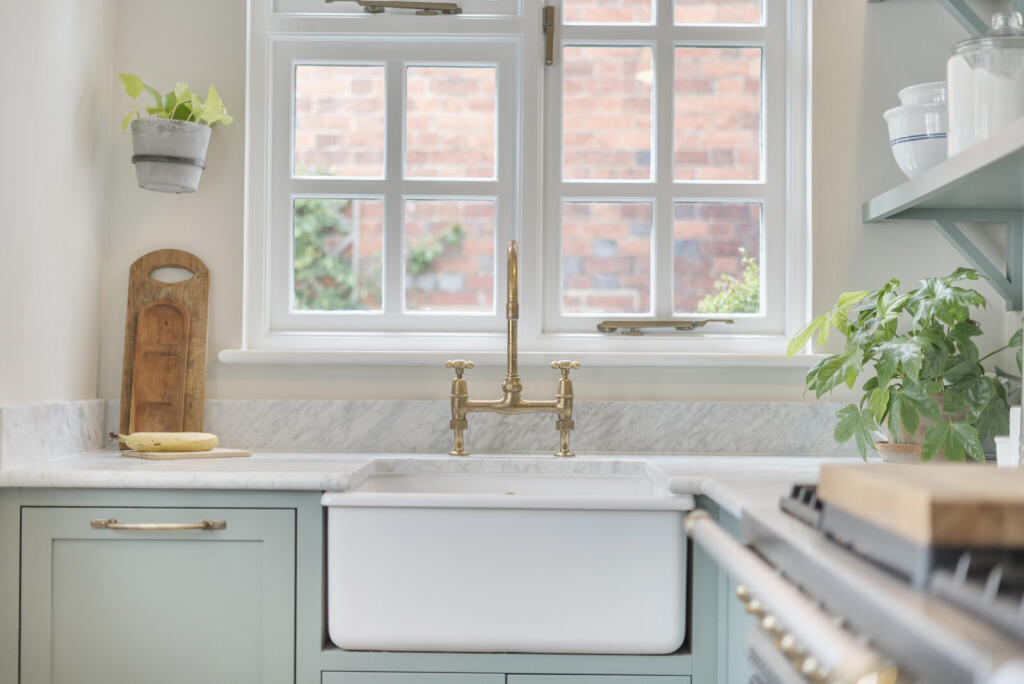 1294945-47-682b52...