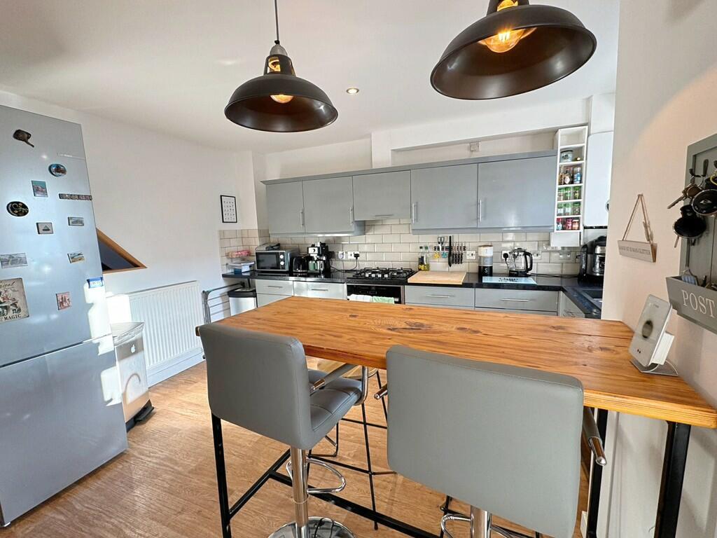 Kitchen 1