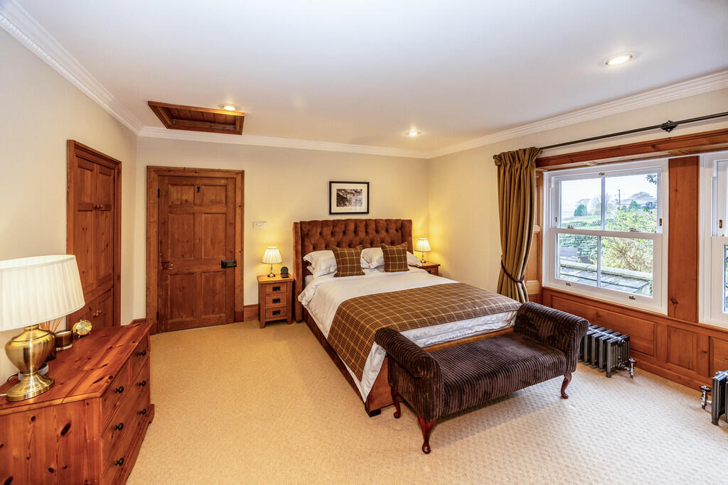 IMG_20376_77_orig...